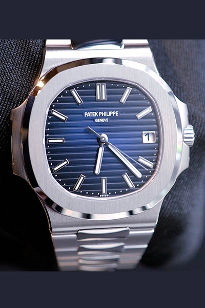 Watchcollecting.com has first flip of Patek Philippe's white gold Nautilus  5811 for sale