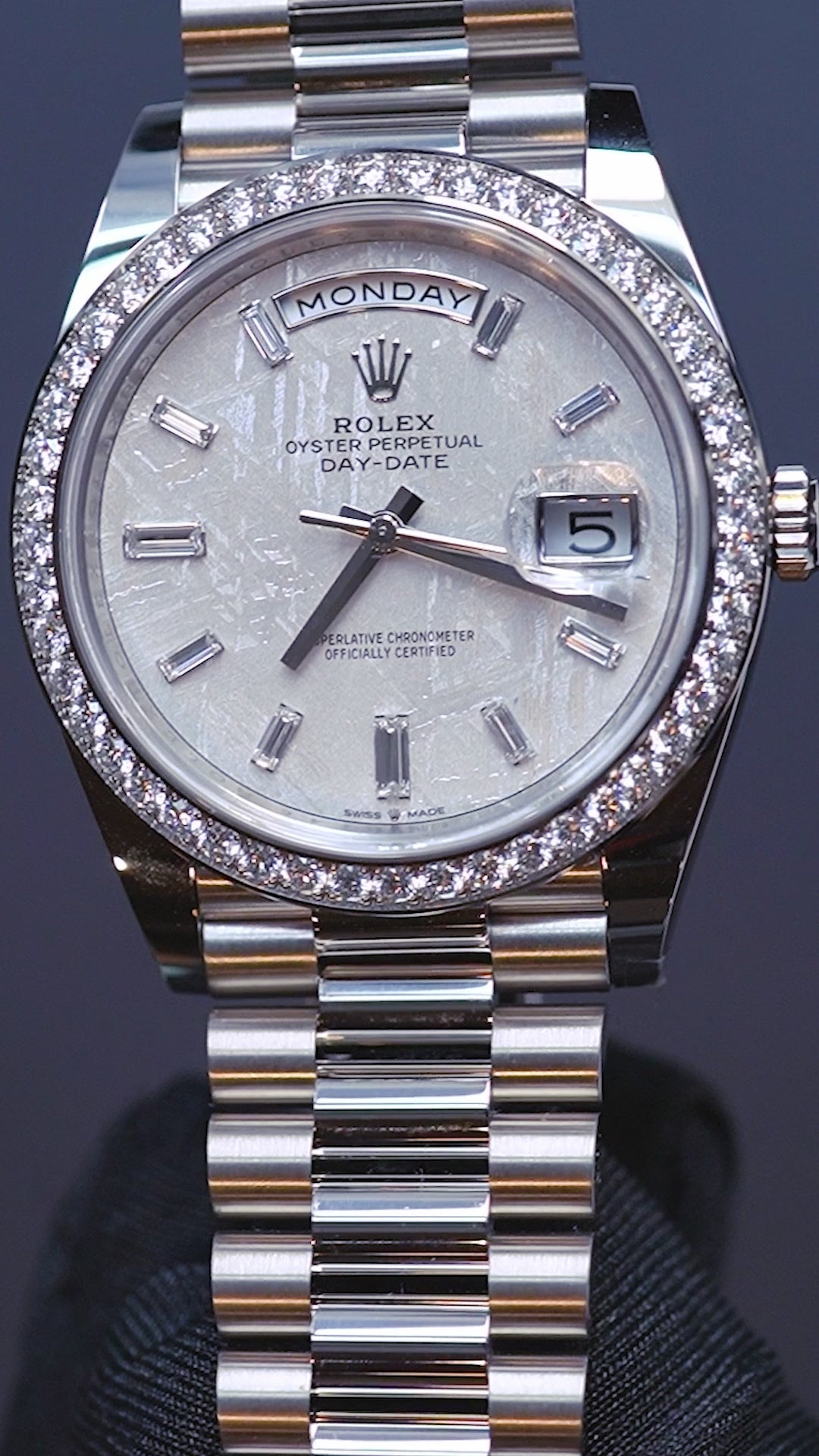 Rolex Day Date 40 Meteorite Baguette Diamond Dial Diamond Bezel White Gold President Automatic Men s Watch 228349RBR 228349