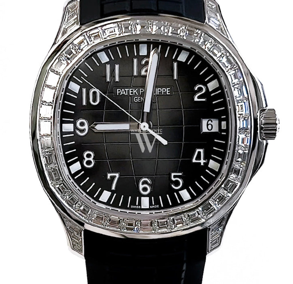 Patek Philippe Aquanaut Diamond Bezel 5167 300G 010