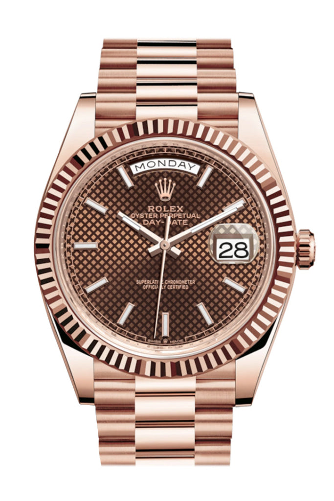 Rolex Day-Date 40 Chocolate Diagonal Motif Dial Fluted Bezel 18K Everose Gold President Automatic